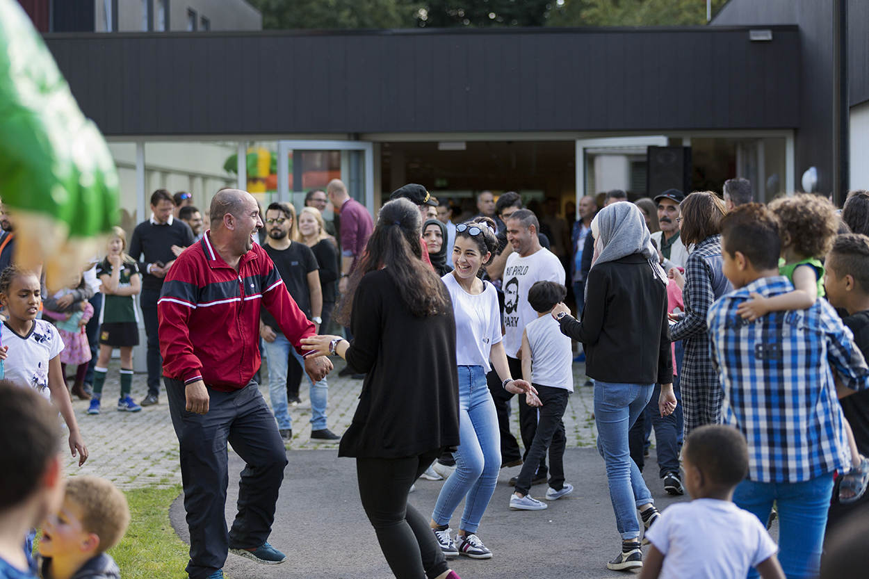 Dansen op AZC Zutphen