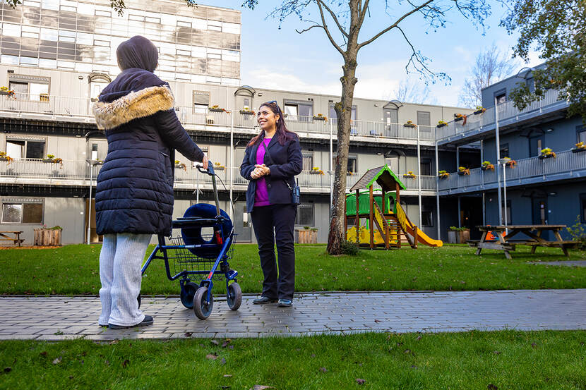 Sozdar Khalaf programmabegeleider en functiecoach in azc Gouda